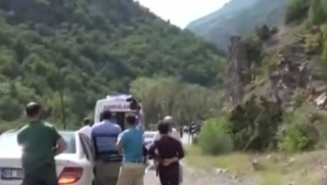 Kemal Kılıçdaroğlu'nun konvoyuna terör saldırısı 1 şehit 2 yaralı