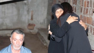 Karaaslan şehit ailelerinin acısını paylaştı 