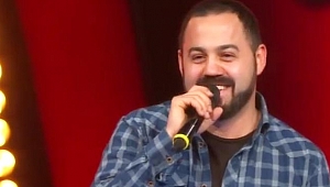 İngiltere'den O Ses Türkiye'ye katılan taksici Engin Çağlar beğeni topladı