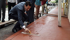 Şehri güzelleştiren renkli asfalt uygulaması