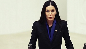 Çiğdem Karaaslan, hepsini lanetliyorum