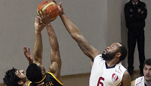 Anakent sahasında güldü