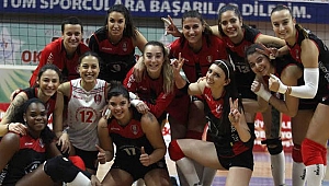 Anakent voleyboldan farklı galibiyet