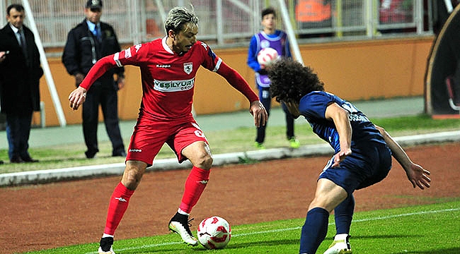 Samsunspor son dakika golüyle yıkıldı