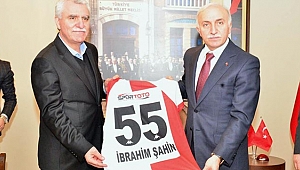Samsunspor yönetimi Vali Şahin’i ziyaret etti