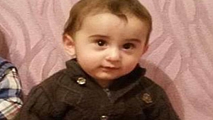 Sobaya kolonya döken çocuk yanarak öldü 