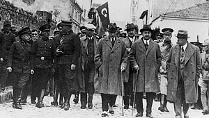Atatürk Samsun’a geldi hangi kitapları okudu önemli notları 
