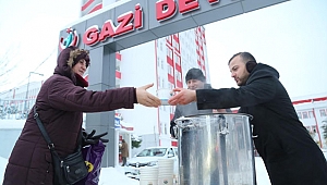  Soğuk havada çorba ikramı