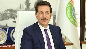 'İstiklal Marşı yolumuzu aydınlatmaktadır'