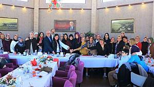 AK kadınlara teşekkür