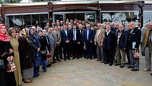 AK Parti 'Evet'i her platformda anltıyor