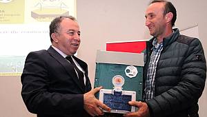 Çiftleştirme kovanları üreticilere dağıtıldı 