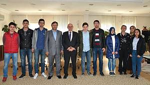 Öğretmen ve öğrencilerden Kul’a ziyaret