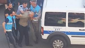 Samsun'da olaylı gün gazeteciyle birlikte 3 kişi gözaltına alındı 