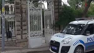 Aktivist toplantısını polis bastı