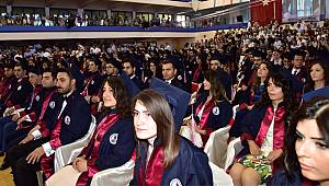 OMÜ'de genç doktorlar mezun oldu 