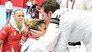 Sporcunun başarısı Başkan  Tok’u duygulandırdı 