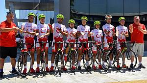 Türkiye için olimpiyatlarda pedal çevirecekler