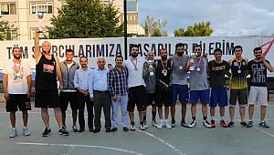 Basketbolda kupa sahiplerini buldu 