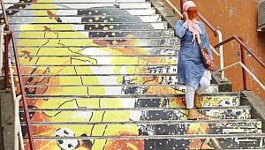 Renkli merdiven uygulaması 