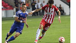 Samsunspor lige golsüz tek puanla başladı 