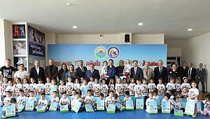 Minikler sporla tanıştı 