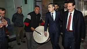 Kirve oldu şimdi askere uğurladı 