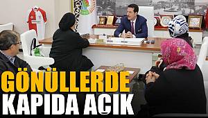 İlkadım'da gönüllerde, kapıda açık