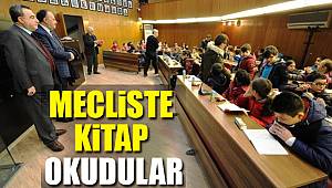 Öğrenciler mecliste kitap okudu 