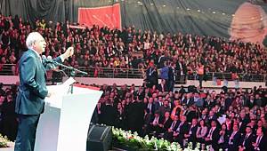 CHP'de Kemal Kılıçdaroğlu yeniden genel başkan seçildi