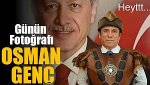 Osman Genç Alp giysisiyle poz verdi