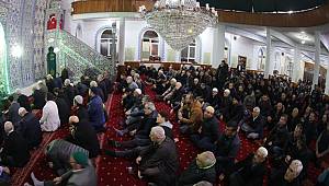 Mehmetçik için eller semada