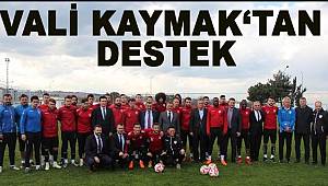 Vali Kaymak'tan Samsunsporlu oyunculara moral