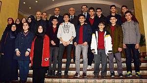 Yılmaz öğrencileri ağırladı 