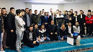 Gençlere Peygamber efendimiz anlatıldı 