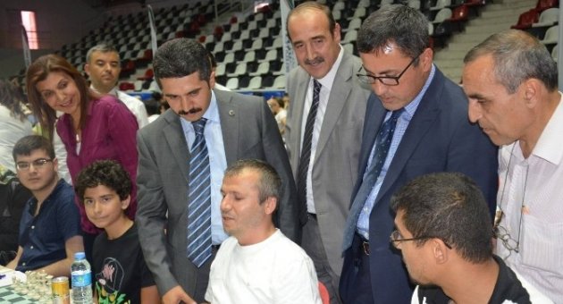 3. Uluslararası Altın Kayısı Satranç Turnuvası Başladı