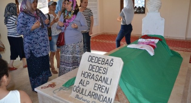 7 Asırlık Dedebağ Keşkek Hayrı Dualar Eşliğinde Yapıldı