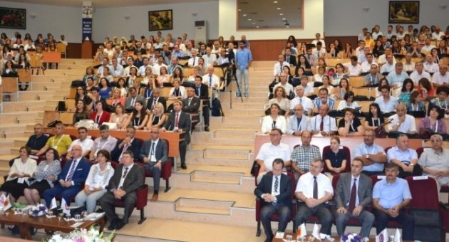 7. Ulusal Bahçe Bitkileri Kongresi, ÇOMÜ Ev Sahipliğinde Başladı