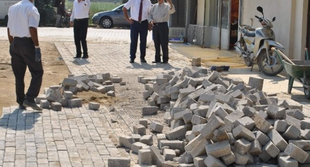Acarlar’a 10 Bin Metrekare Parke Taşı Döşeniyor
