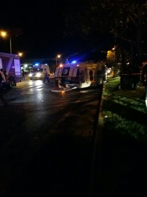 Adıyaman Ambulansı Kahramanmaraş’ta Kaza Yaptı: 1 Ölü, 5 Yaralı