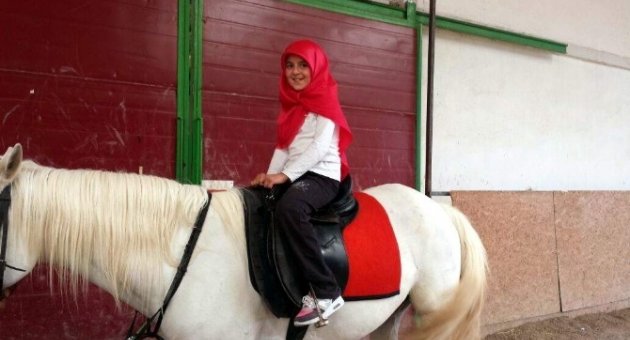 AGD Kayseri’de AT Binme Ve Kaligrafi Heyecanı