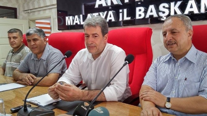AK Parti’de Halk Günü Toplantısı