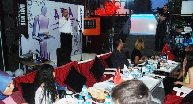 Akınsoft Geleneksel İftar Yemeğinde Robot Fabrikası Müjdesi