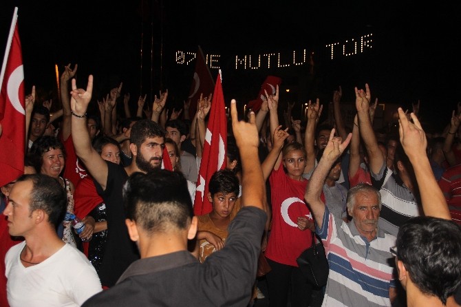 Alanya’da Teröre Tepki Yürüyüşü