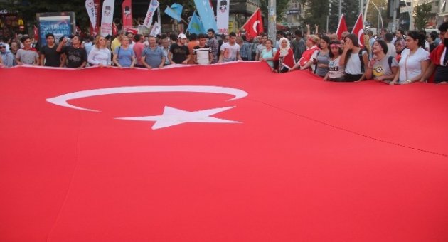 Ankara’da Terör Olayları Protesto Edildi