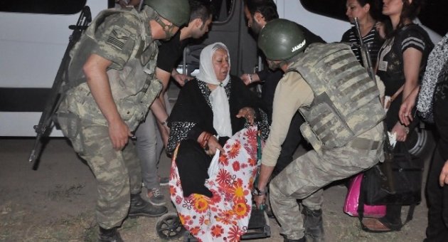 Ankara-iran Treninde Bomba Paniği