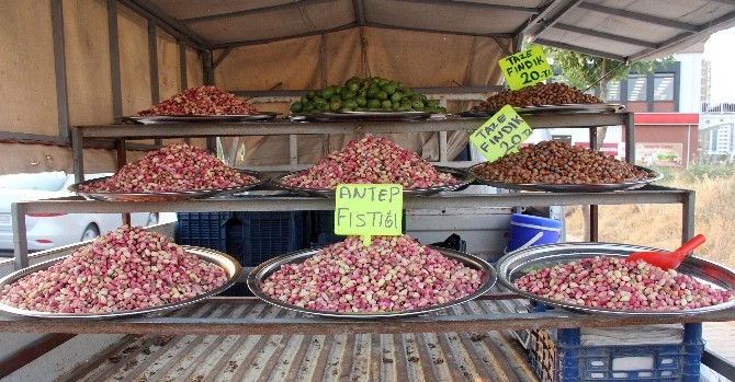 Antep Fıstığının Fiyatı Esnafa Fiyat Afişini Kaldırttı