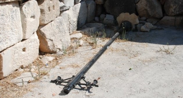 Apollon Tapınağı’nı Aydınlatan Direkler Tahrip Edildi