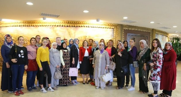Avrupalı Kadınlardan Fatma Şahin’e Ziyaret