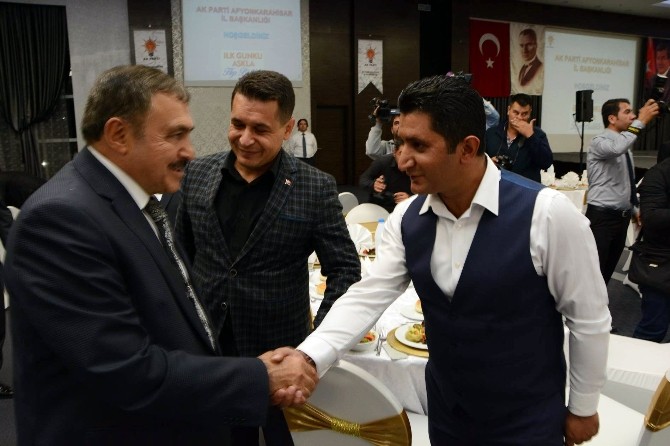 Bakan Eroğlu Afyonkarahisar’da İş Adamları İle Bir Araya Geldi